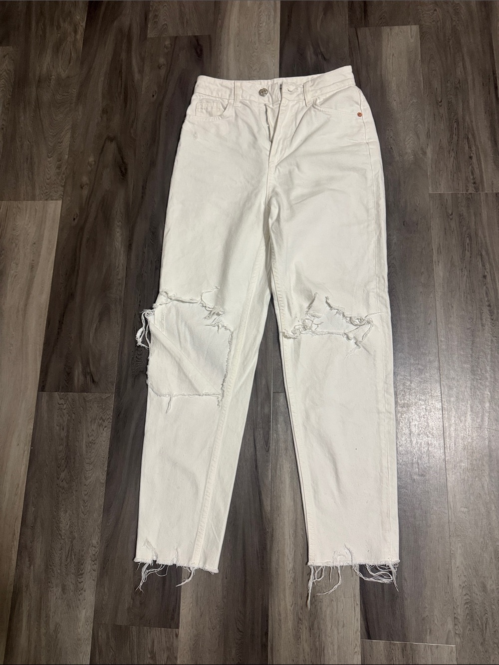 Zara Cream Distressed Boyfriend Jeans